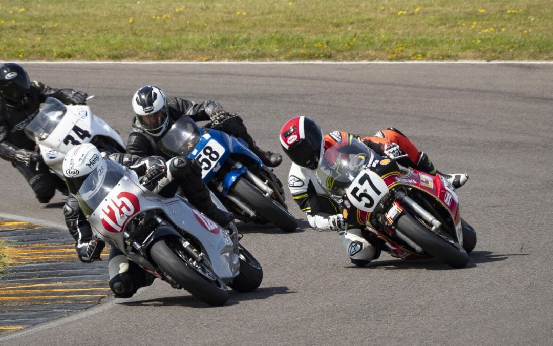Action Photography – Classic Bike Racing at Ty Croes Racetrack – WelshotRewards Day