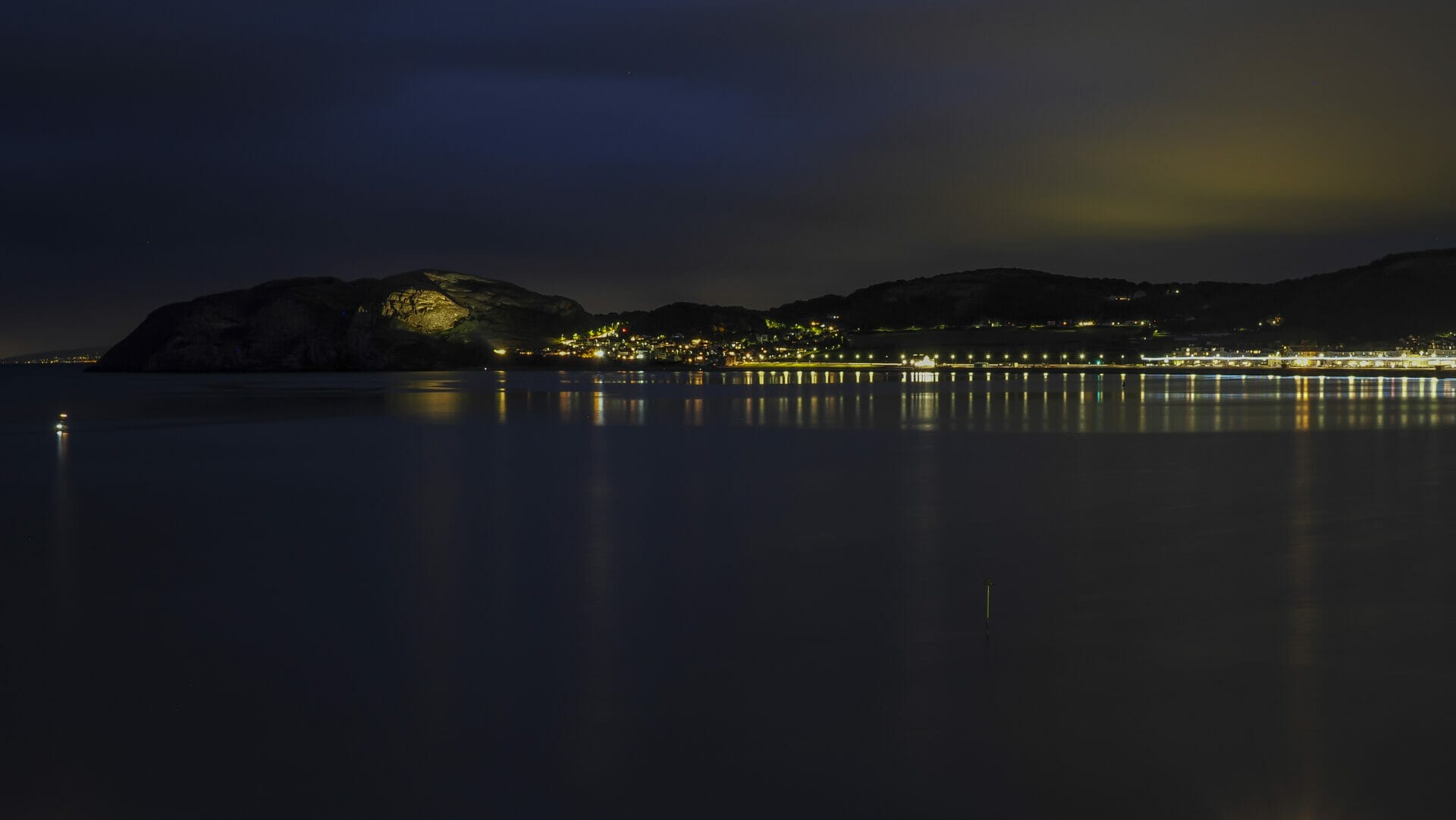 Llandudno Prom taken in Low-Light Conditions by Eifion Williams - Welshot Photographic Academy